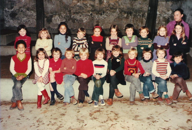 Photo de classe 19761977 CE1 ecole de plaisance PARIS 14 de 1976, Ecole Primaire Sainte Photo de classe 19761977 CE1 ecole de plaisance PARIS 14 de 1976, Ecole Primaire Sainte