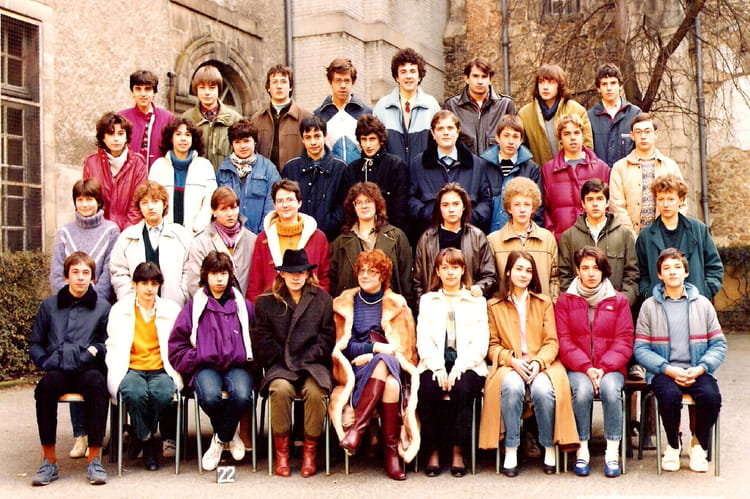 Photo de classe 2nde de 1982 Lycée Gay Lussac Copains d avant