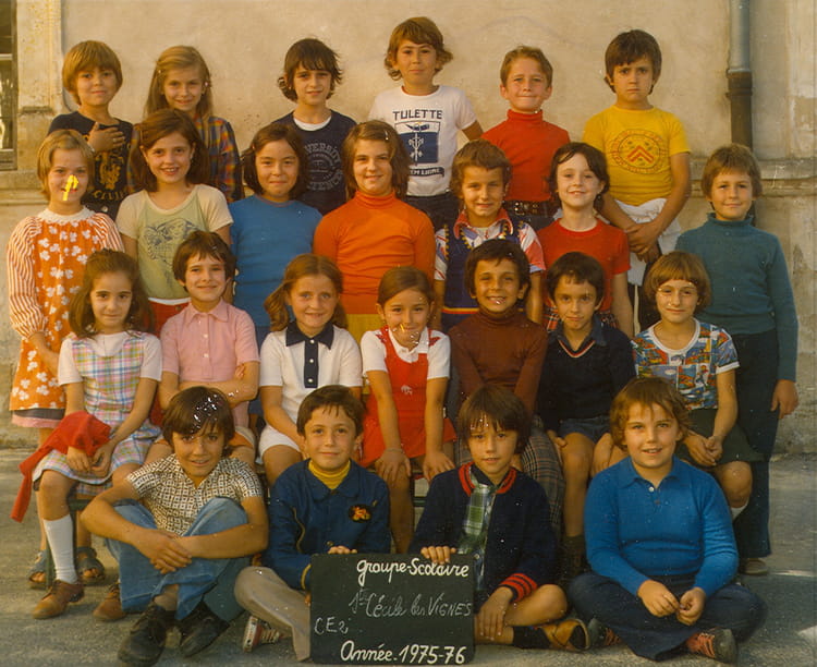 Photo de classe CE21975/76Ste Cécile les Vignes de 1975, Ecole Louis