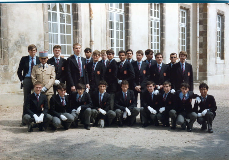 comment s'inscrire au lycée militaire d'autun