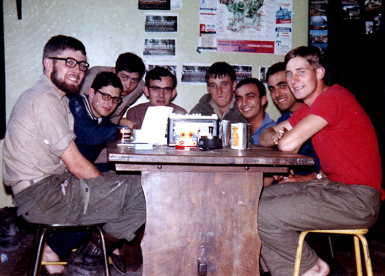 L Homme De La Chambre 301 Photo de classe La chambre de 1968, 301 Ga - Copains d'avant