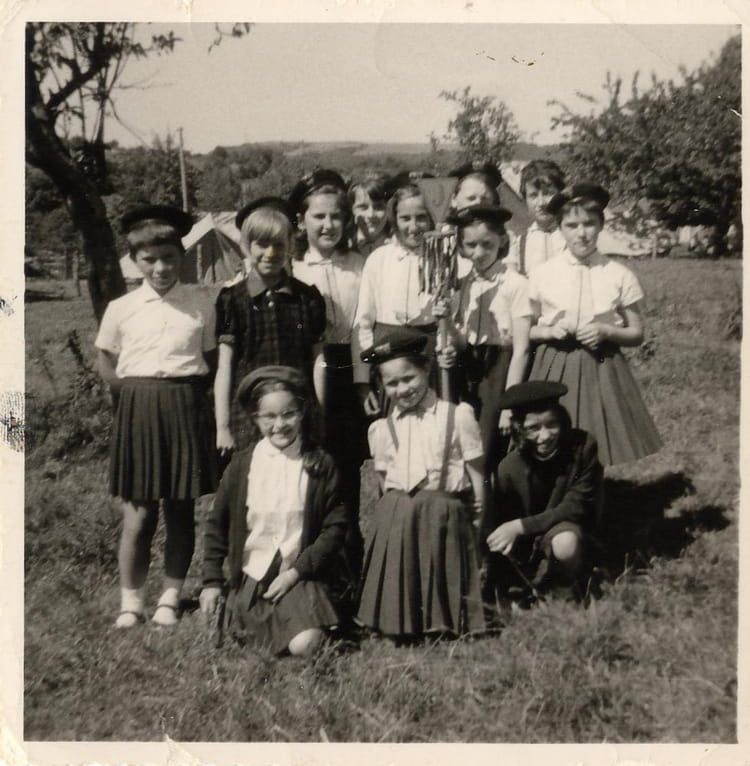 Photo de classe Les jeanettes de 1965, Collège Saint-rémi - Copains d'avant