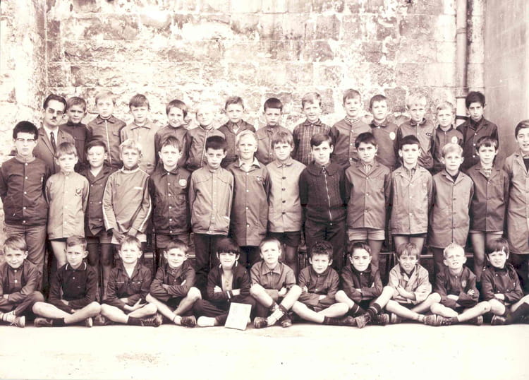 Ecole de garçons Saint-Sulpice de LumbresAh! Quels beaux souvenirs! Ecole de garçons Saint-Sulpice de LumbresAh! Quels beaux souvenirs!