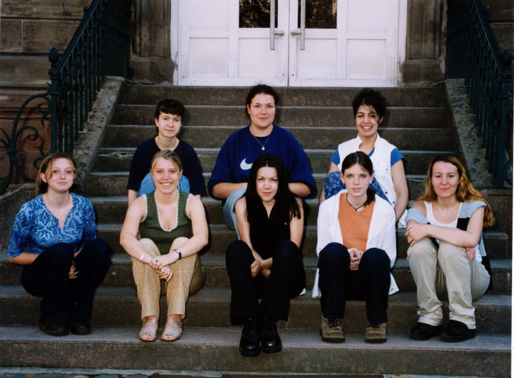 Photo de classe Terminale Littéraire Lycée Louise Weiss SainteMarie