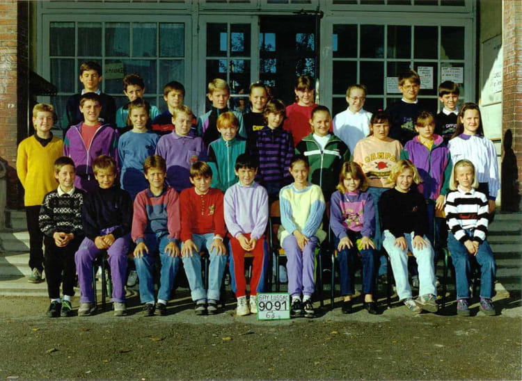Photo de classe Sixeme cinq de 1990 Collège Gay Lussac Copains d avant
