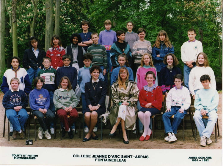 Photo de classe 5e4 de 1991, Collège Jeanne D'arc Copains d'avant
