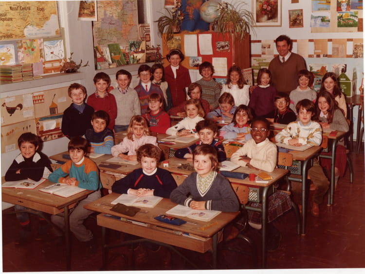Ecole Romain Rolland Sainte Genevieve Des Bois