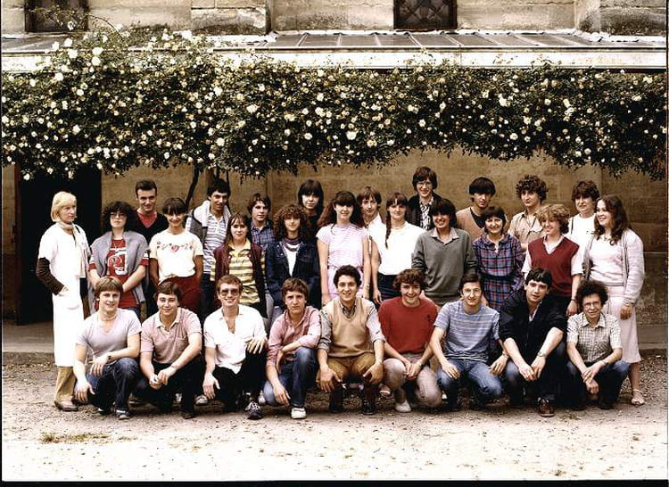 Photo de classe Dessin Génie Civil de 1979, Lycée Professionnel Privé