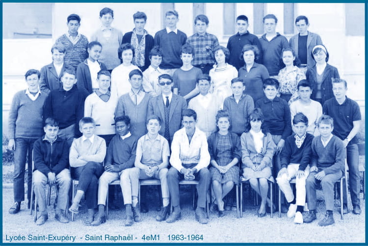 Photo de classe 4e M1 de 1964, Lycée Antoine De Saintexupéry Copains d'avant
