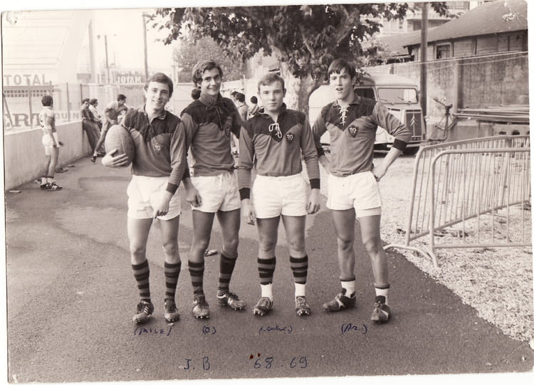 Photo de classe Avant le match de 1969, RUGBY CLUB TOULONNAIS Copains
