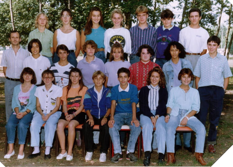 Photo de classe 3°3 de 1989, Collège Lycée La Garosse
