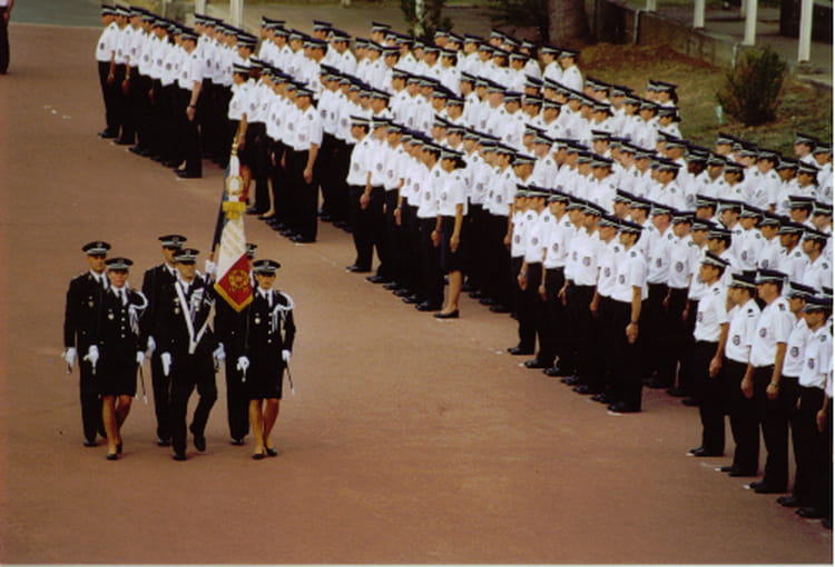 Photo de classe 8 ème Promotion de 2003, Ecole Nationale Supérieure D'officiers De Police Photo de classe 8 ème Promotion de 2003, Ecole Nationale Supérieure D'officiers De Police