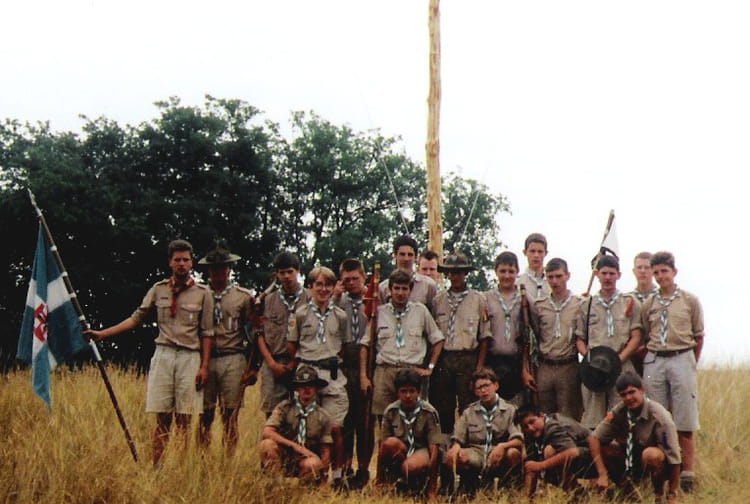 Photo de classe Troupe de 1998, SCOUT UNITAIRE DE FRANCE Copains d'avant