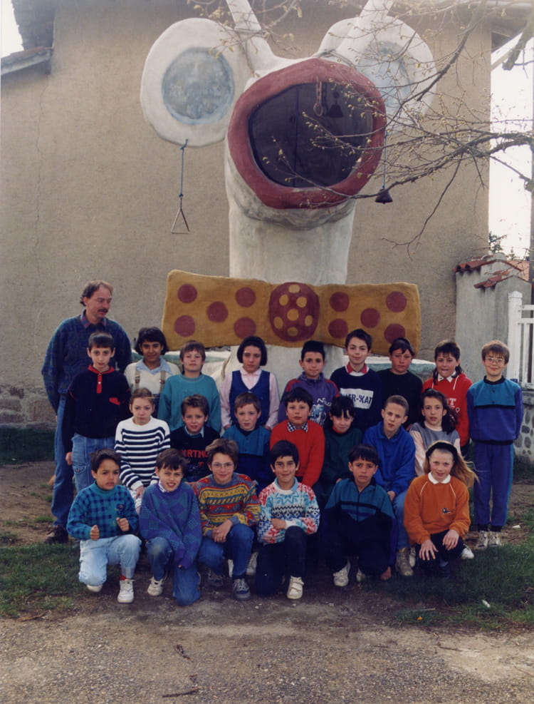 Photo de classe CM1CM2 de 1989, Ecole (Saint Martin Lestra) Copains