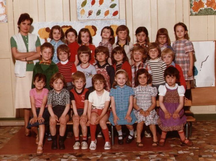 Photo de classe Maternelle_3_NotreDame_Amiens de 1976, ECOLE NOTRE DAME