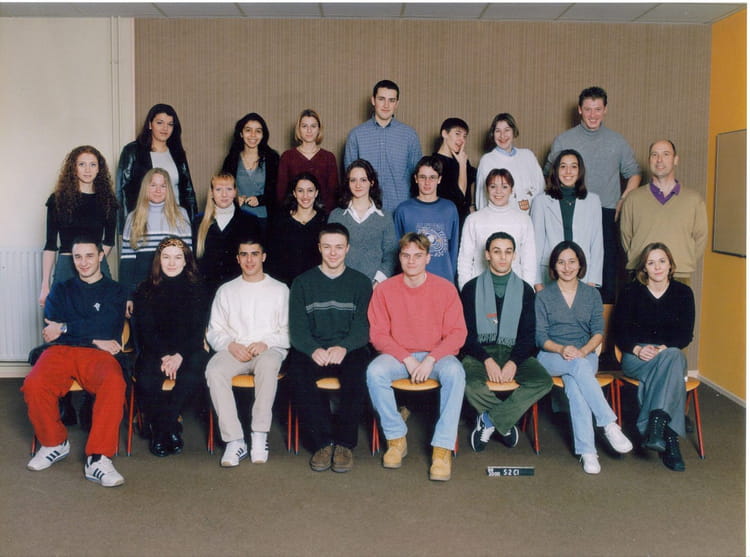 Photo de classe BTS CI 2 de 2000, Lycée Edouard Herriot - Copains d'avant