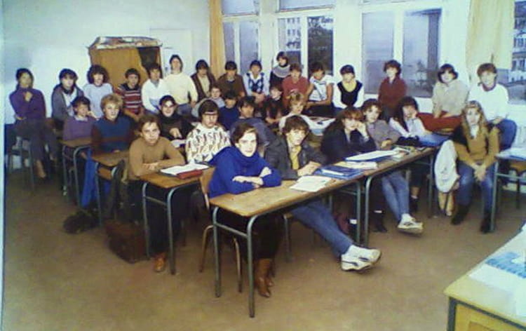 Photo De Classe Lycee Le Castel Seconde 16 De 1984 Lycée Le Castel Photo De Classe Lycee Le Castel Seconde 16 De 1984 Lycée Le Castel