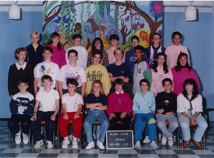 Photo De Classe 4 me 3 De 1992 Coll ge Jean Vilar Copains D avant photo-de-classe-4-me-3-de-1992-coll-ge-jean-vilar-copains-d-avant