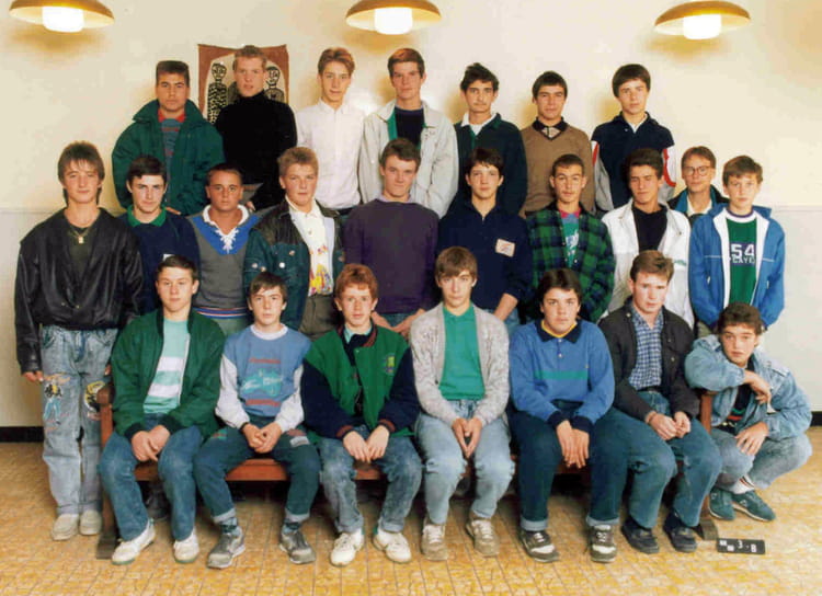 Photo de classe 3 e B de 1988, Ecole D'agriculture Saintemaure