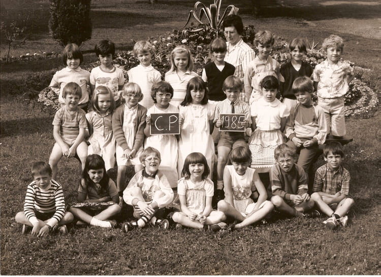 Photo de classe CP de 1985, école Sainte Marie - Copains d'avant