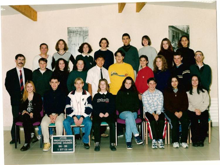 Photo de classe 1er STT de 1999, LYCEE SIMONE DOUNON - Copains d'avant