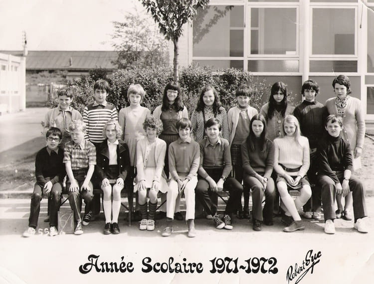 Photo de classe 6eme 1 de 1971, Collège Joliot Curie - Copains d'avant