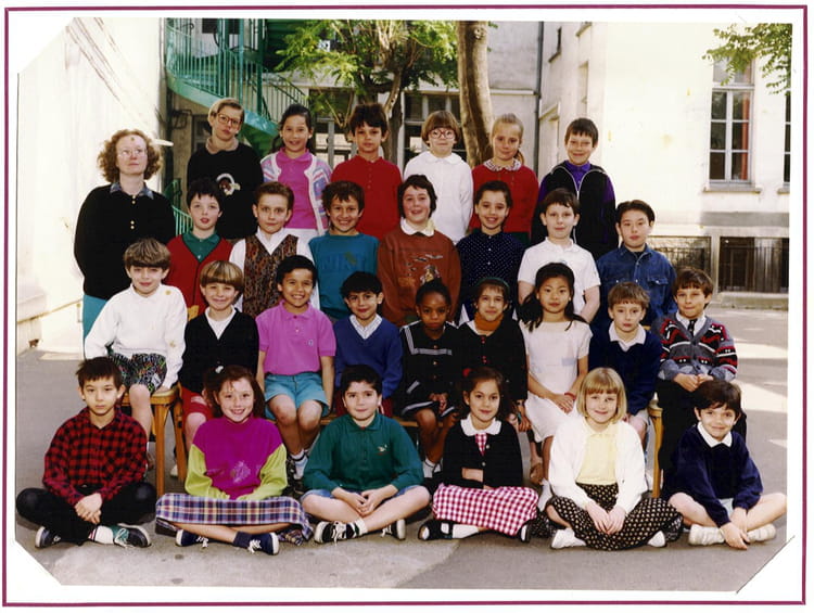 Photo de classe CE2 de 1991, ECOLE SAINTE MARGUERITE Copains d'avant