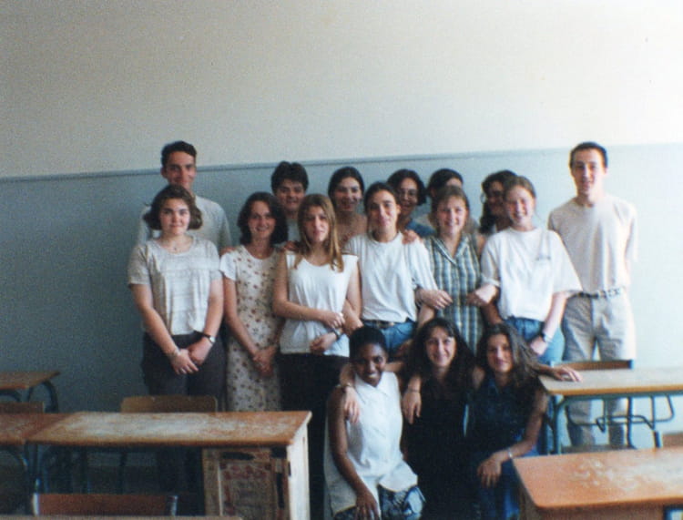 Photo de classe Terminale STT CG de 1997, Lycée Laure Gatet - Copains d ...