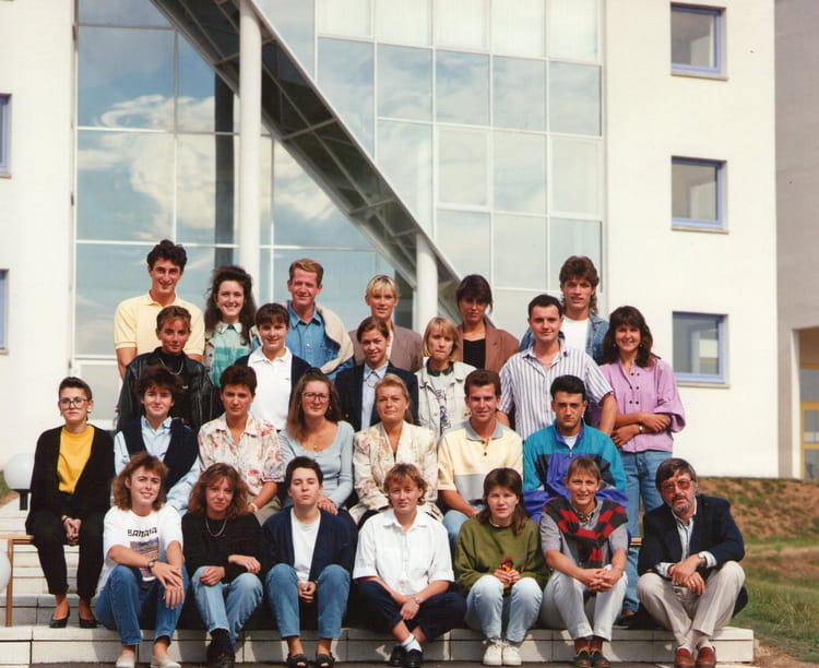 Photo de classe Bts action co 2eme année de 1991, LYCEE ST JEAN BTS AC ...