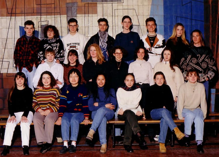 Photo de classe STL de 1995, Lycée Louise Michel - Copains d'avant