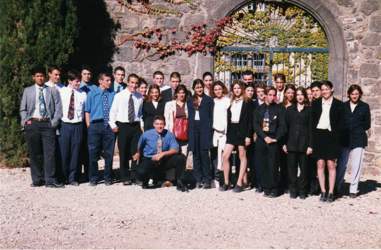 Photo de classe Bts force de vente de 1997, Lycée Diderot - Copains d'avant