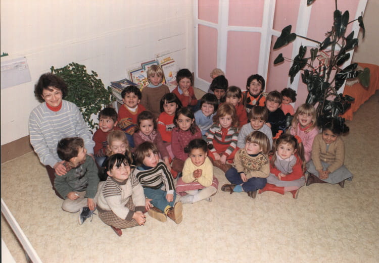 Photo de classe Moyenne section de 1983, Ecole Louis Pasteur (Saint