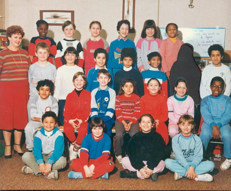Photo de classe Cm1 de 1984, ECOLE LES Copains d'avant