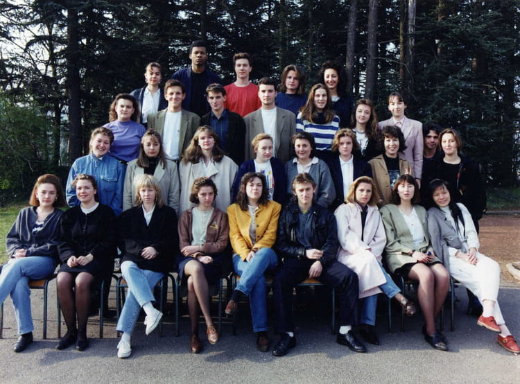 Photo de classe BTS 1ere année 1990-1991 de 1991, Bts Commerce ...