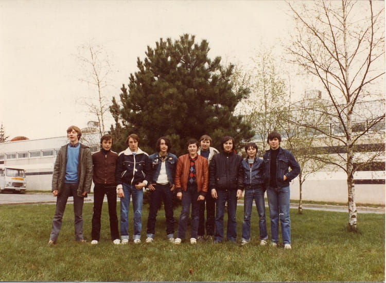 Photo de classe 2c charpente de 1982, Auguste Perret - Copains d'avant