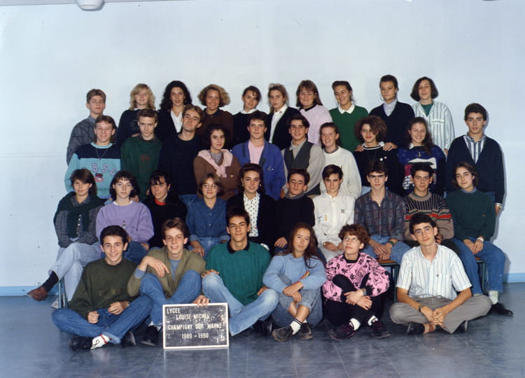 Photo de classe 1èreS1 de 1990, Lycée Louise Michel - Copains d'avant