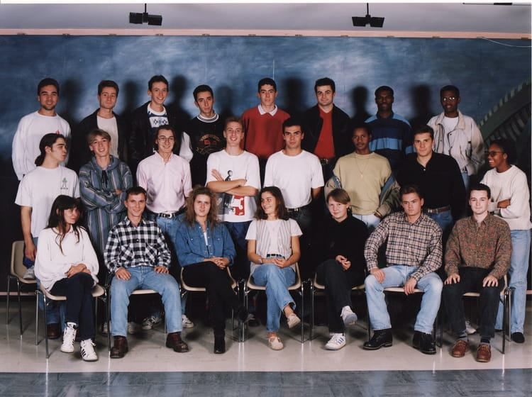 Photo de classe BTS EEC 1ère année de 1993, Lycée François Mansart