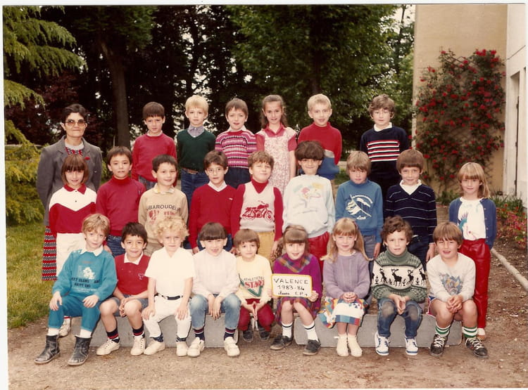 Photo de classe CP 1 de 1983, ECOLE SAINTE MARIE - Copains d'avant