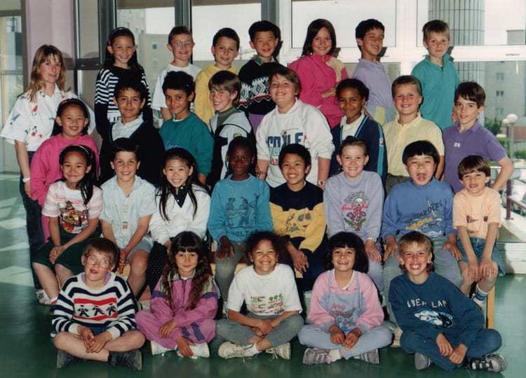 Photo de classe CE1 de 1991, ECOLE LOUISE MICHEL - Copains d'avant