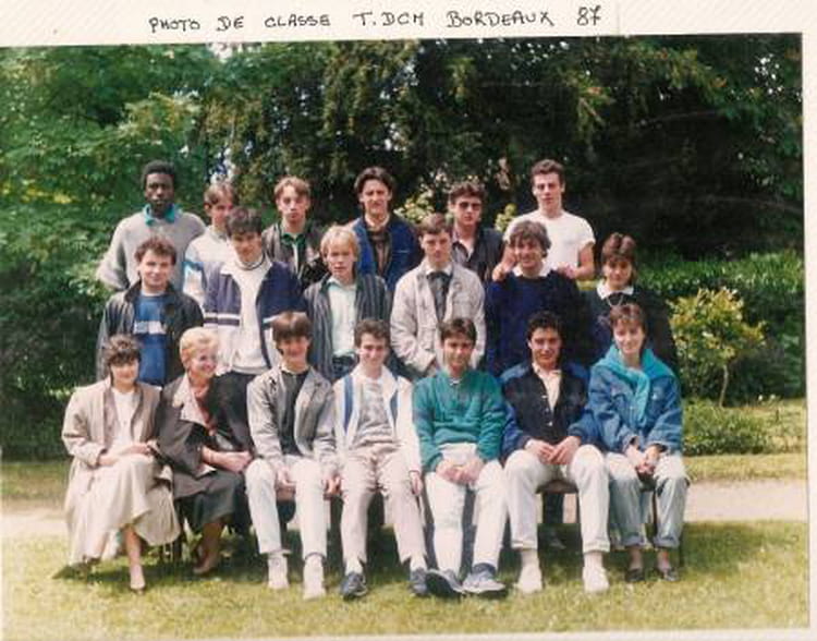 Photo de classe Tdcm de 1987, Lycée Technique Privé Saintefamille