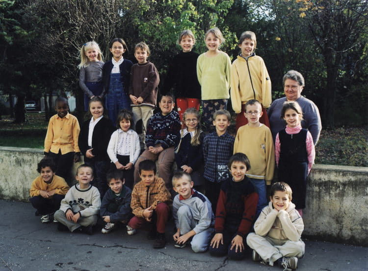 Photo de classe CE1 de 1997, ECOLE ELISABETH DE LA TRINITE Copains d