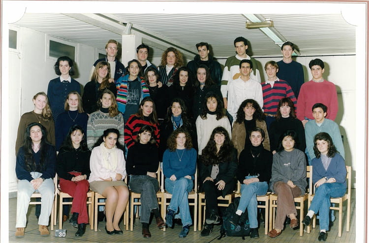 Photo de classe BTS Commerce International 92/93 de 1993, ECOLE ...