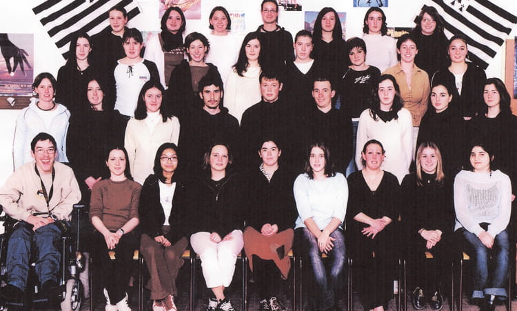 Photo de classe Term STT ACA de 2003, Lycée Ile De France - Copains d'avant
