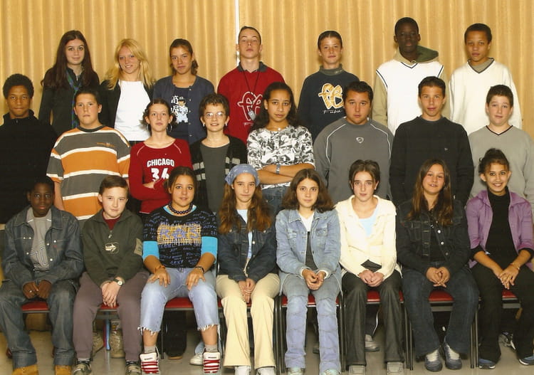 Photo de classe 3° de 2001, Collège Leonard Limosin Copains d'avant