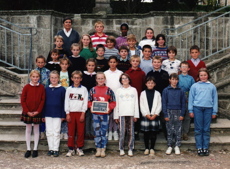 Photo de classe CM2 19951996 de 1995, Ecole Sainte Marie (Valognes