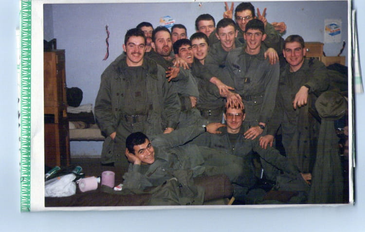 photo-de-classe-2eme-compagnie-de-combat-de-1986-11e-r-giment-du-g-nie