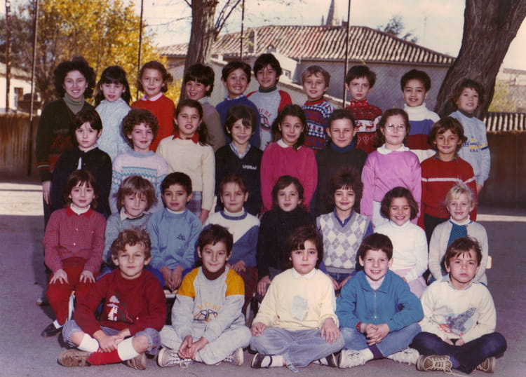 Photo de classe Ce2 de 1984, Ecole Sainte Marie (Castries) - Copains d ...