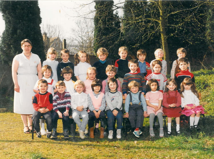 Photo de classe Maternelle de 1984, Ecole Notre Dame (Ferriere La