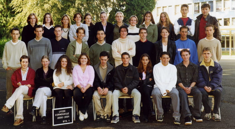 Photo de classe BTS ACTION CO (BTS1) 2000/2001 de 2001, Bts Action ...