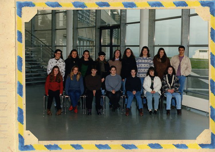Photo de classe 1ère STT ACA de 1995, Lycée Jean Brito - Copains d'avant